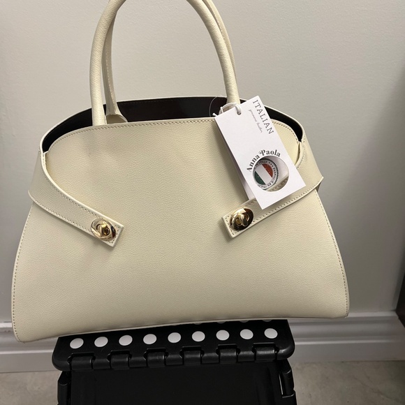 Anna Paola cream large leather bag made in Italy - Picture 2 of 3